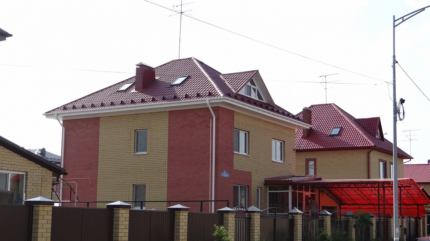 Соединитель желобов Docke LUX, пломбир